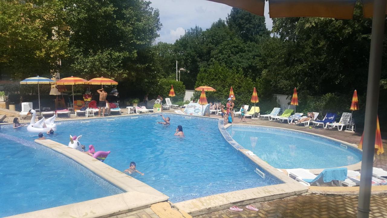 Privates, schönes und grosses Appartement in Goldstrand Extérieur photo